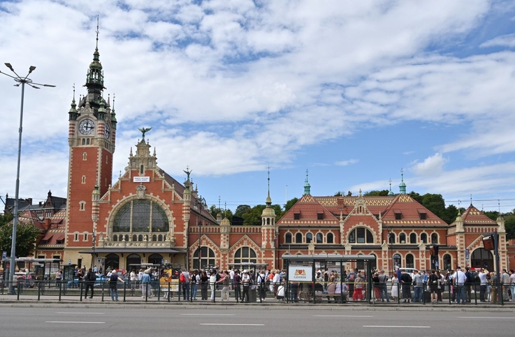 Nowoczesność i tradycja połączone: Dworzec Główny w Gdańsku